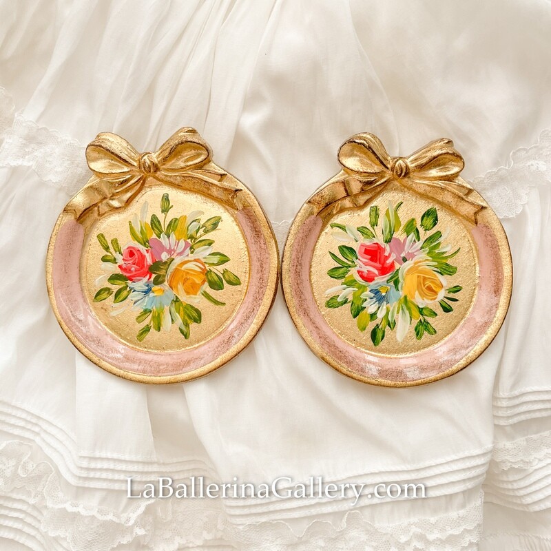 Florentine coaster round rose 10cm pink bow ribbon gold baroque rococo Made to order