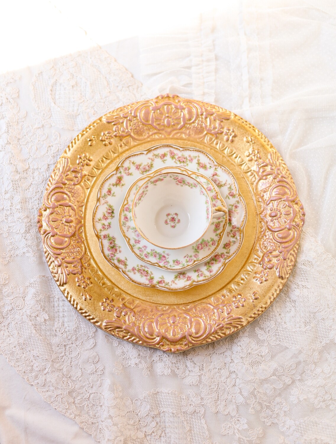 Florentine tray round relief pink