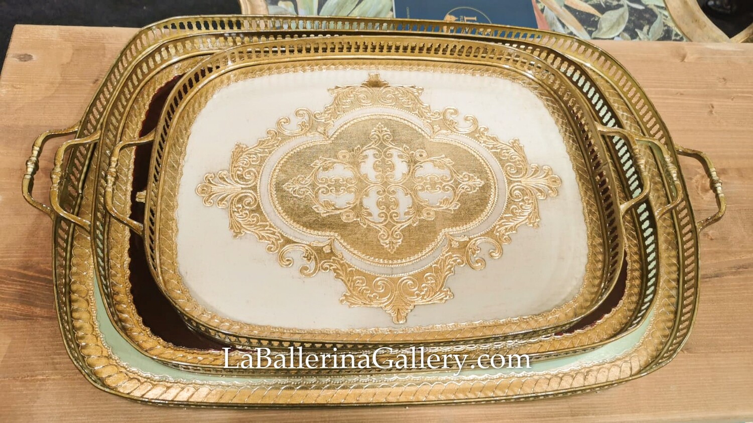Made to order Florentine tray rose bouquet brass lace gold oval holder baroque rococo wooden decorative tray tea board