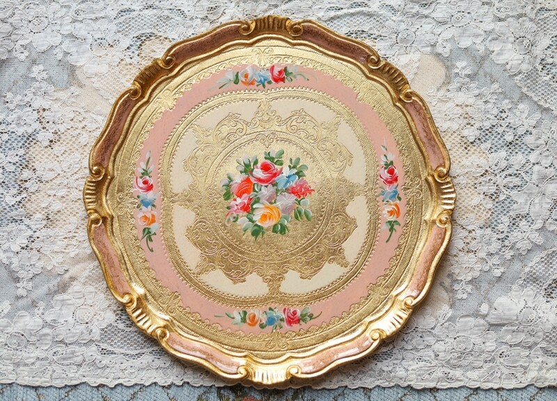 Florentine tray round gold 33cm handpainted rose bouquet baroque rococo decorative wooden tray tea boar