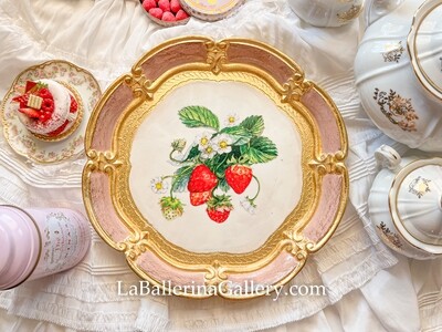 Florentine tray round relief pink strawberry print