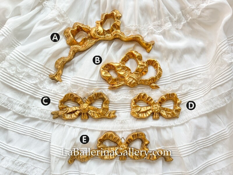 Italian Florentine Wall hanging appliqué ribbon bow  wood gold baroque rococo