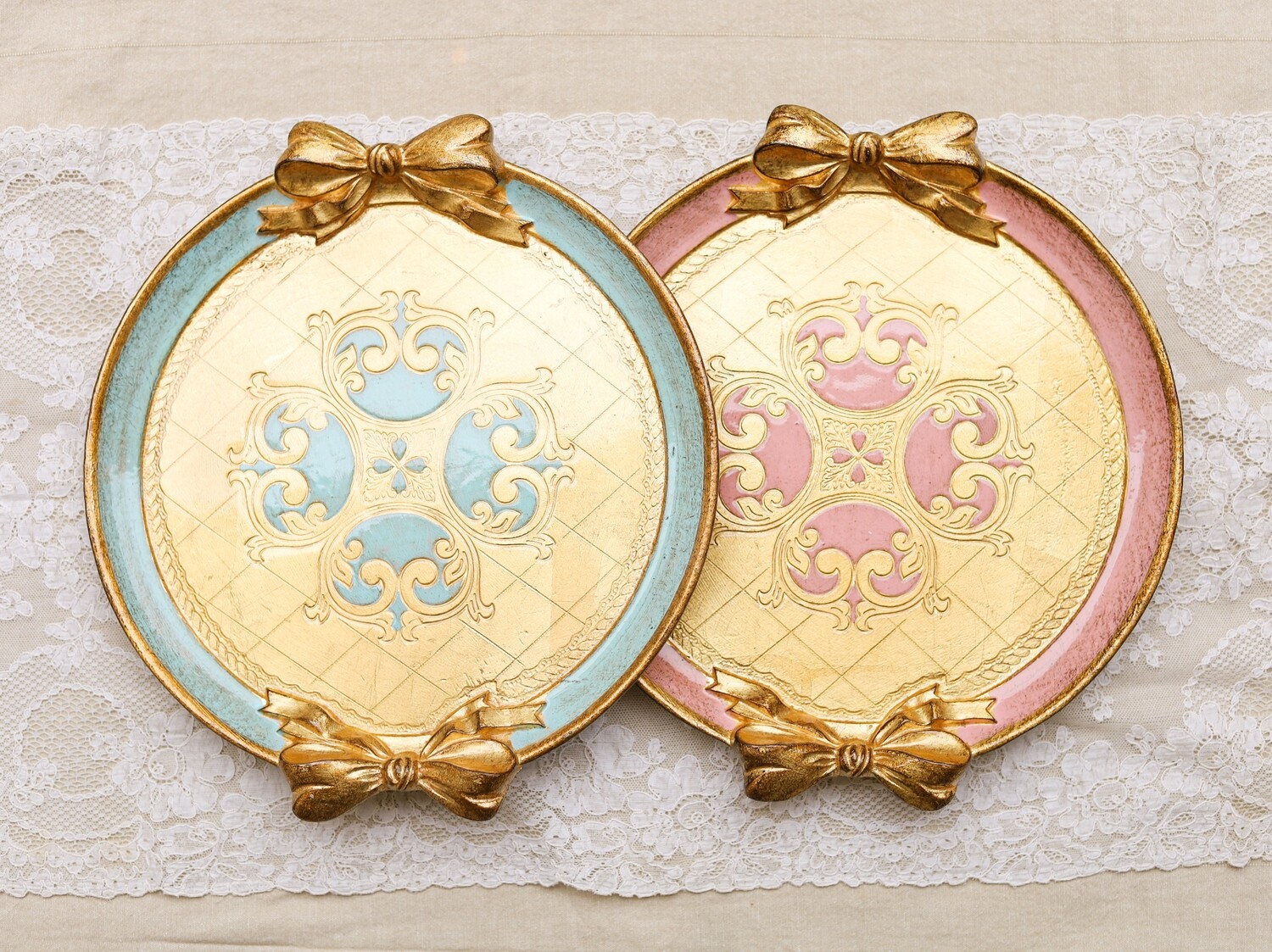 Made to order Florentine tray round bow ribbon
