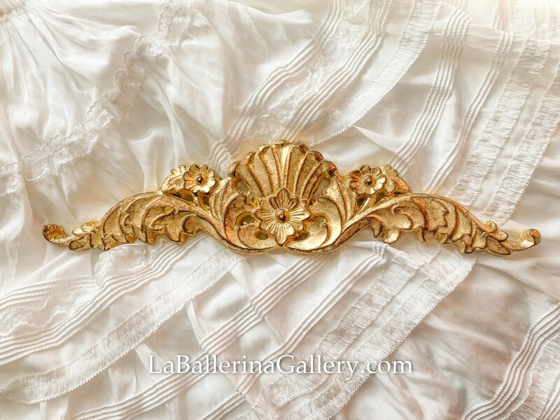 Italian Florentine Wall hanging appliqué ribbon bow  wood gold baroque rococo