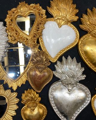 Italian Florentine Ex voto Sacrecoeur sacred heart Wall hanging wood gold baroque rococo home decoration relief shabby chic