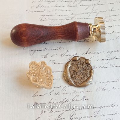 Italian baroque Florentine Lilium Wooden Handle Brass Wax Seal Stamp – Fleur-de-Lis Vintage Renaissance