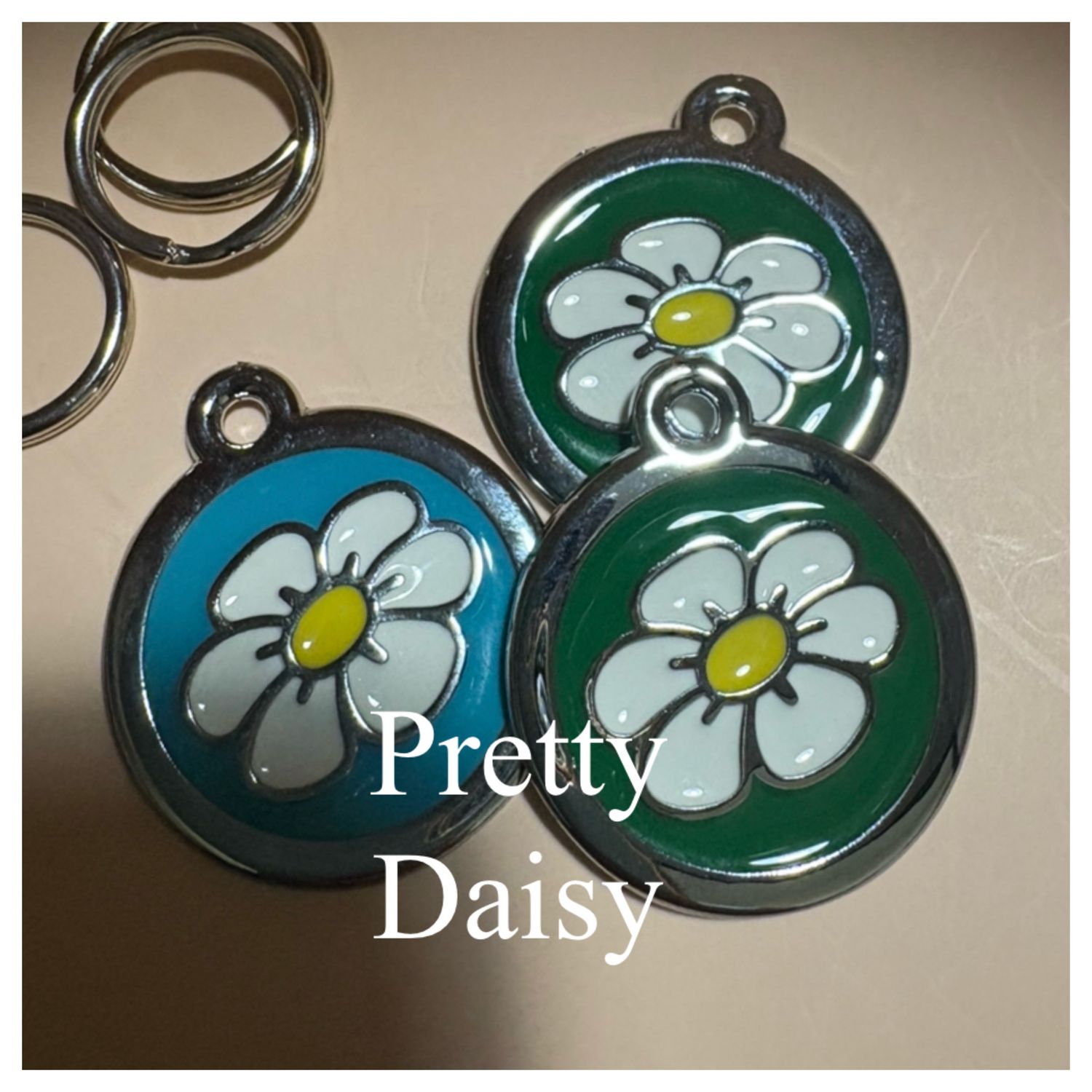 Pretty Daisy Design Tag With Enamel Fill Small