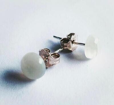 GEMSTONE STUDS - MOONSTONE