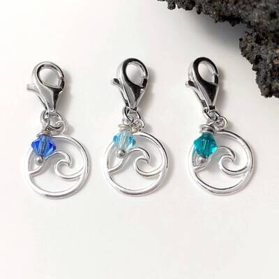 Welle Charm - silber