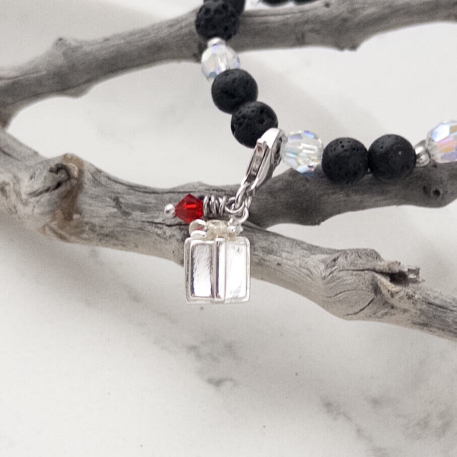 Geschenk mit Schleife Charm - silber