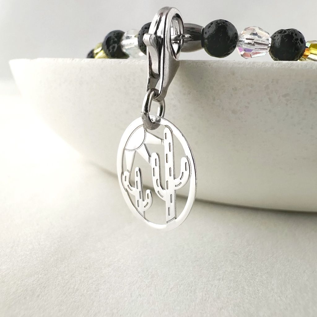 Filigraner Kaktus Charm - silber