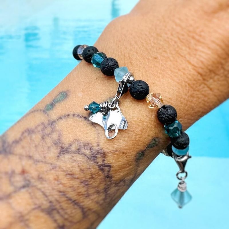 Rochen Charm - silber