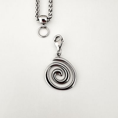 Guanchen Spirale Charm