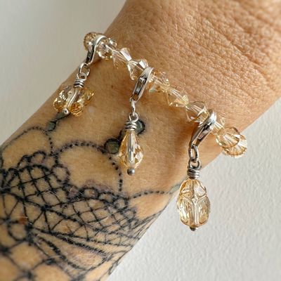 Sonnengeküsst Skarabäus Charm