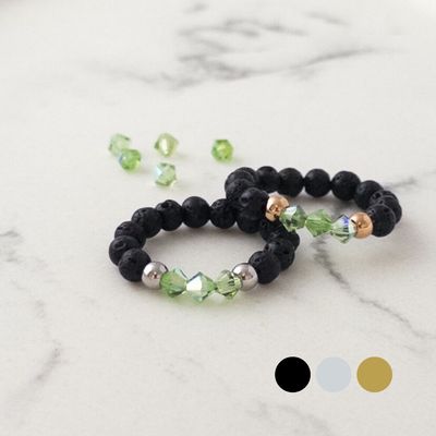 Olivin Grün Kristalle + Lava Ring aus Swarovski Kristallen und Lava
