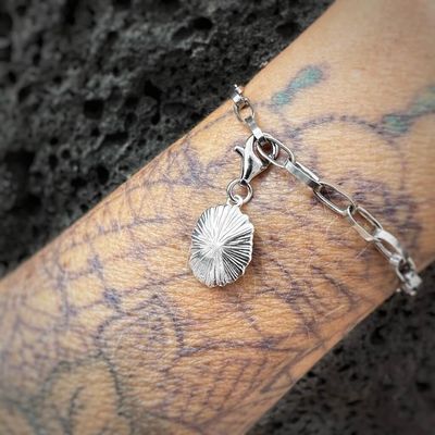 Napfschnecke - Lapa Charm - silber