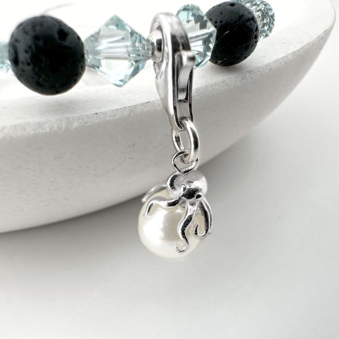 Oktopus mit Perle Charm - silber