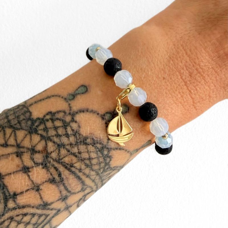 Segelboot Charm - gold