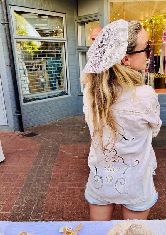 Lily Lace Headscarf