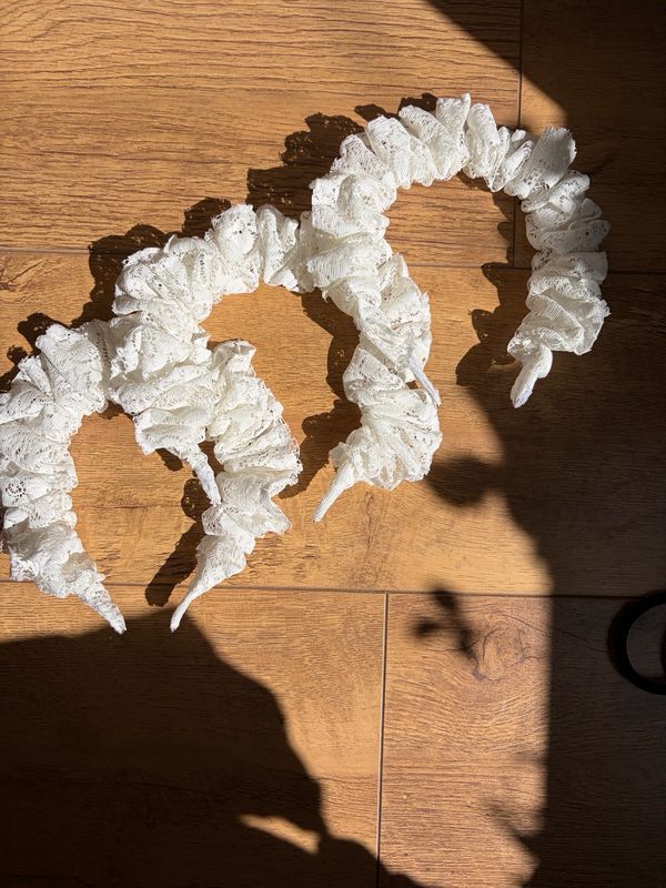 Lily Lace Headband