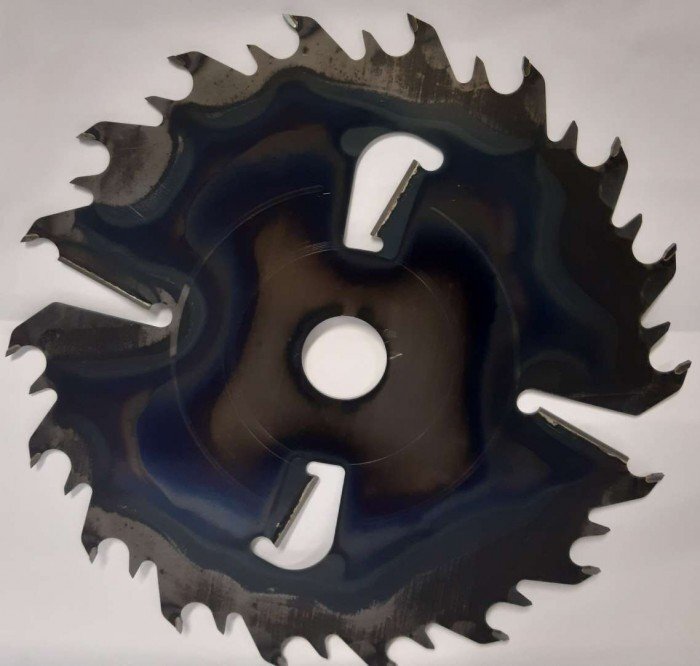 SYM 400 x 50 x 2.8 x 4.4mm, zobu skaits 18+4,  γ = 25, AA