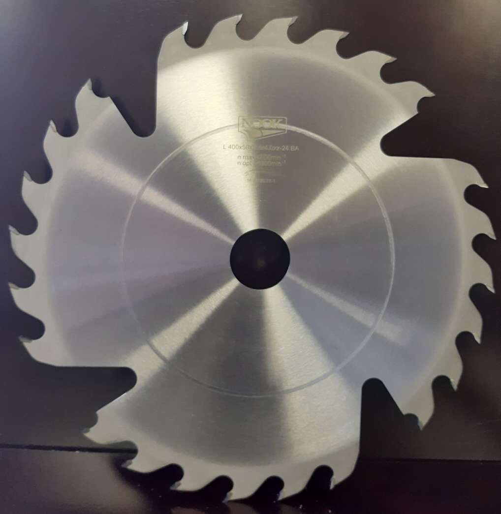 L 400 x 50 x 2.6 x 4.0mm, 24 zobi, γ=25, BA