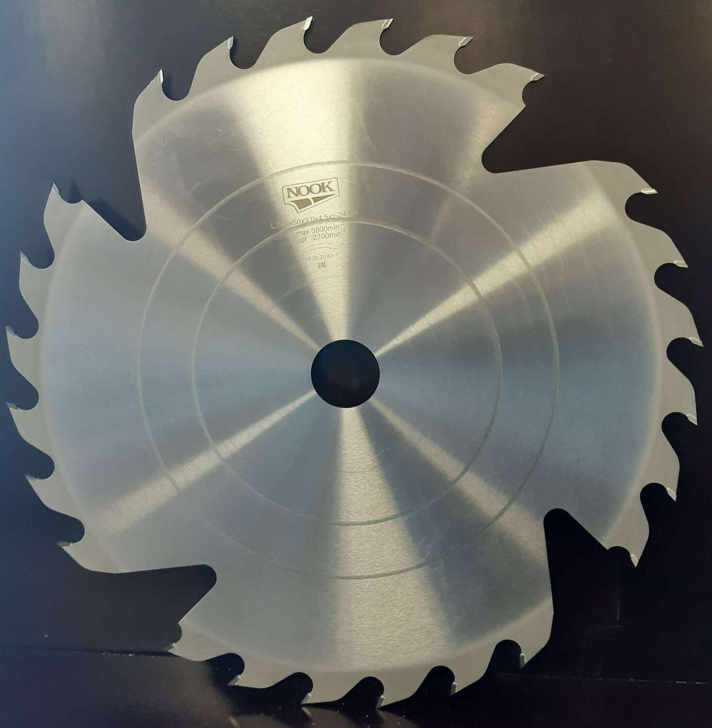 L 500 x 50 x 3.0 x 4.5mm, 24zobi, γ=25, BA