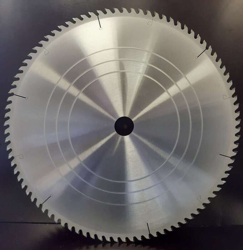 600 x 50 x 3.6 x 4.8, 90 zobi, γ = 10, BA