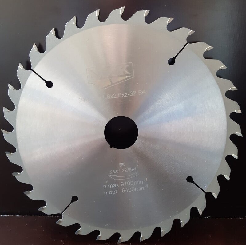 210 z32 d30 s1.6 b2.6 BA 15*