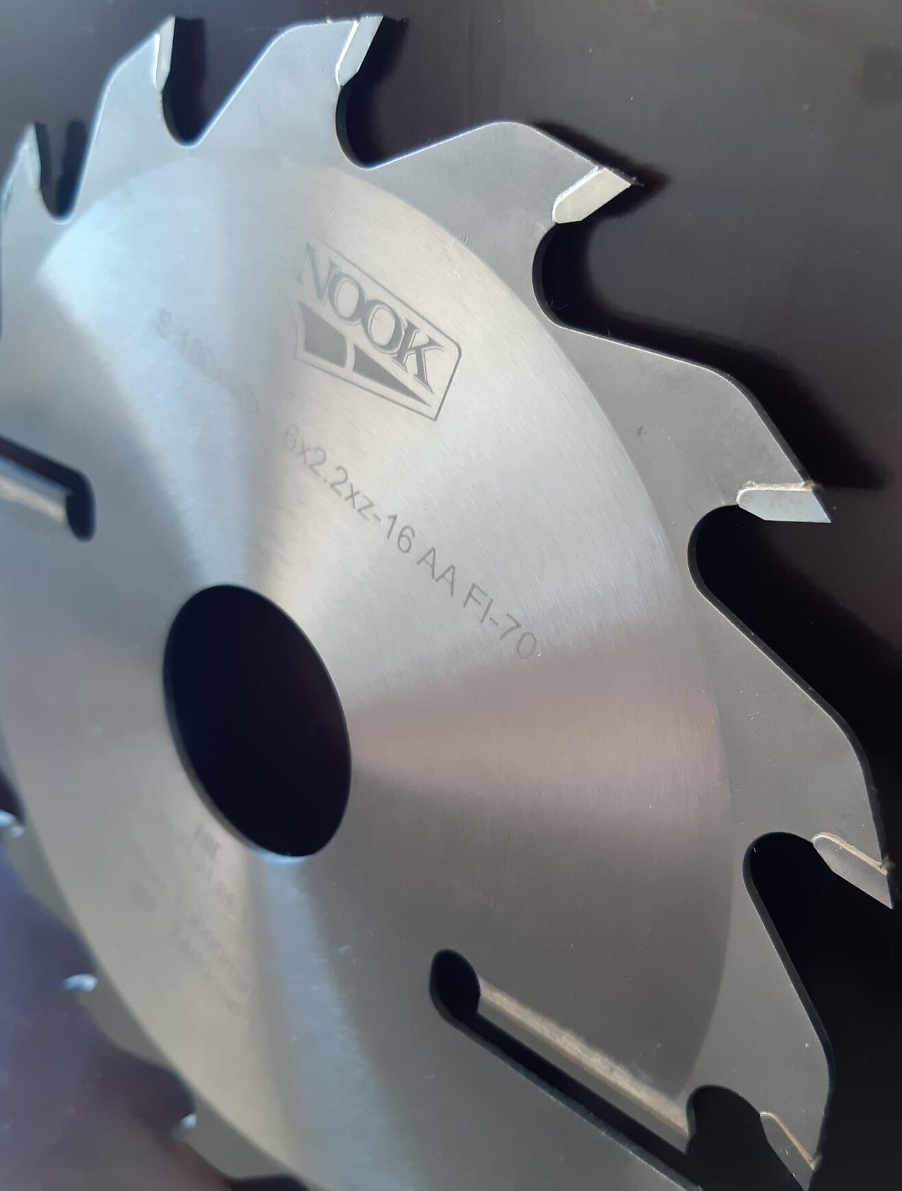 S 180 z16+2 d40 s1.6 b2.2 AAy20