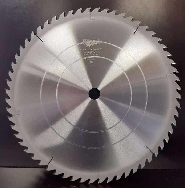 450 x 30 x 2.8 x 4.0, 60 zobi, γ = 15, BA