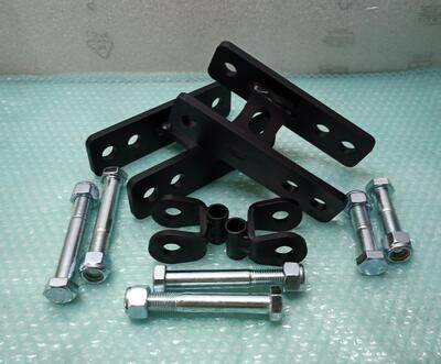 LIFT KIT - KIT RIALZO +4 NISSAN NAVARA D21- D22 - KING CAB dal 1986 al 1997