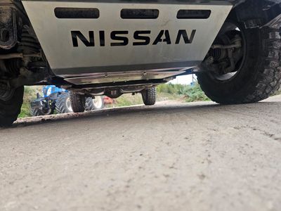 SLITTE DI PROTEZIONE PARACOLPI PARAMOTORE E PARATIRANTERIA PER NISSAN NAVARA D40 FINO AL 2015