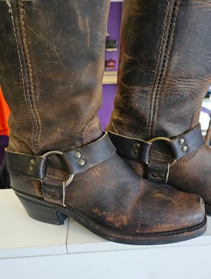 Gently ❤️FRYE Harness Boots