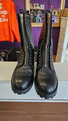 Gently ❤️ COACH Lara Studded Boots