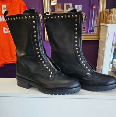 Gently ❤️ COACH Lara Studded Boots