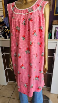 Vintage Smock / Apron Dress
