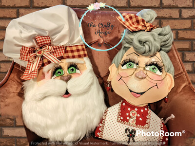 Master Chef and Granny C, Mr. &amp; Mrs. Claus, Mrs. Claus wreath attachment, Holiday Door Decor, wreath