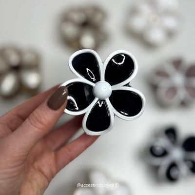 Pinza FLOR diseño