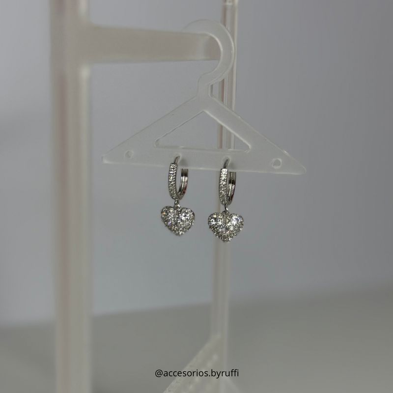 Aros corazón con stras