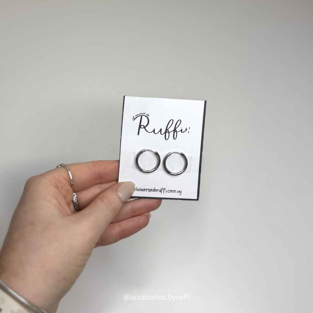 Aros básicos plateados L