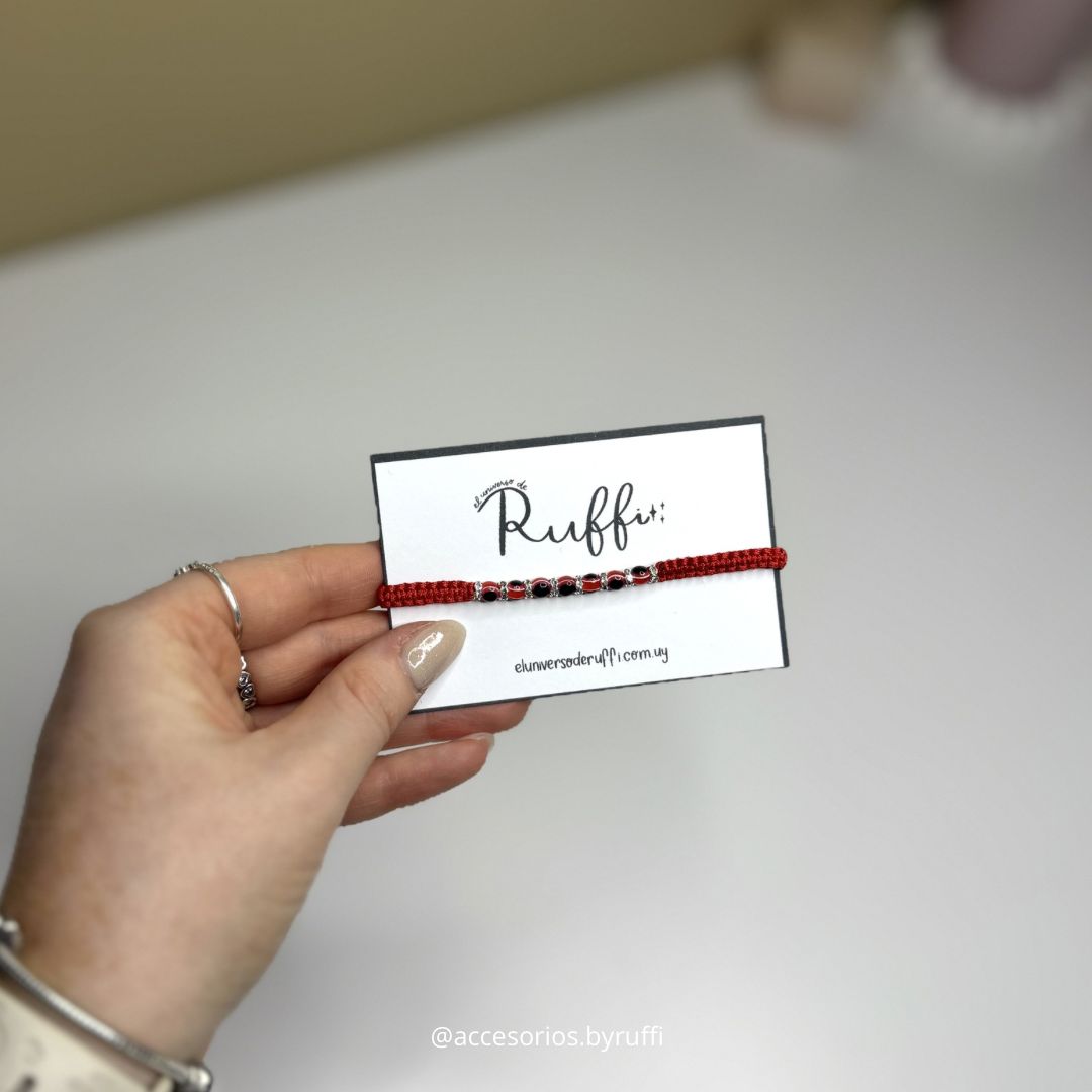 Pulsera ojitos turcos roja