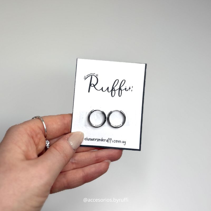 Aros básicos plateados M