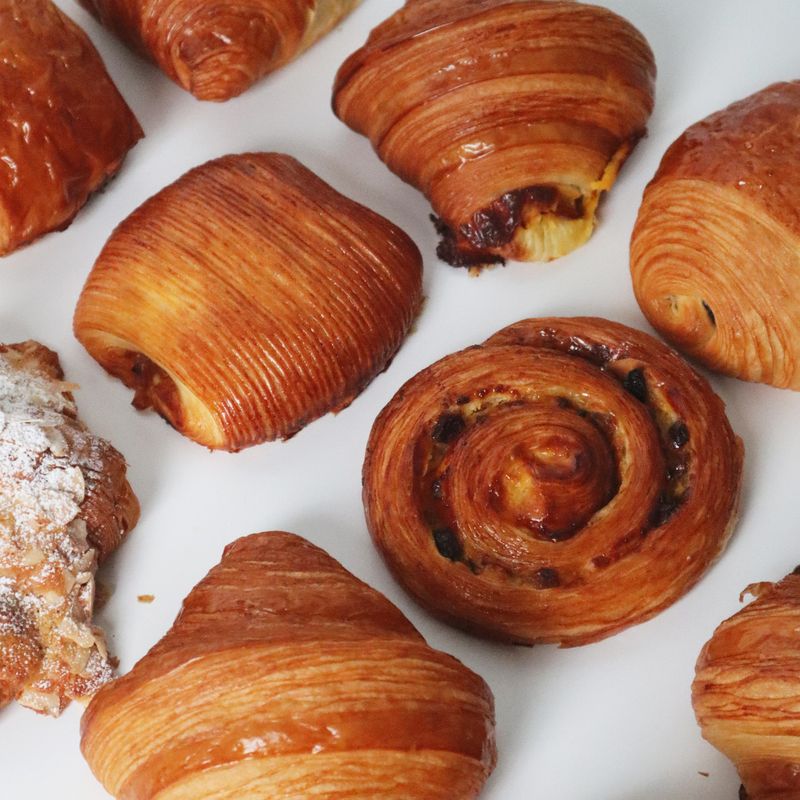 Pastry Croissant Box (Build your own box)