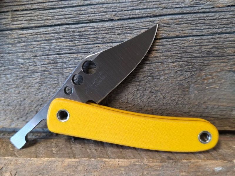 Yellow micarta