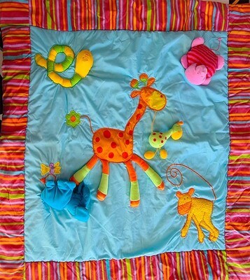 Tapis d'éveil girafe et animaux