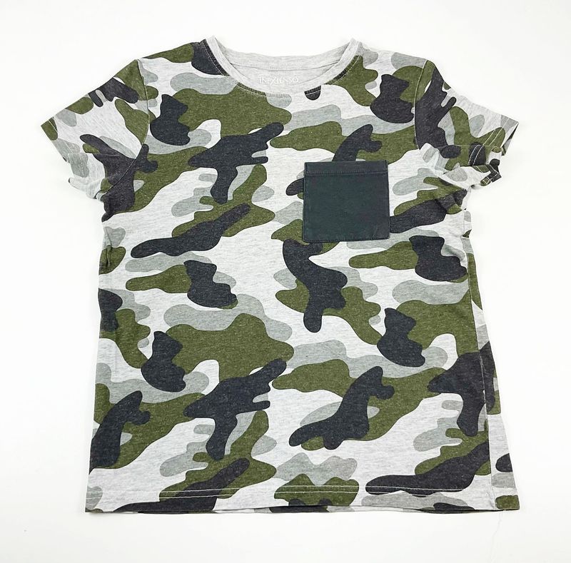 IN EXTENSO - Tee shirt MC camouflage avec une poche - 10 ans