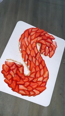Lettered Pavlovas