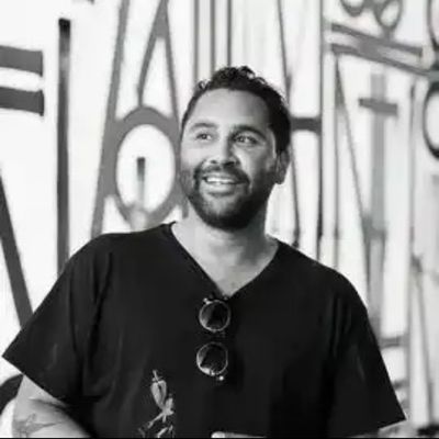 Retna