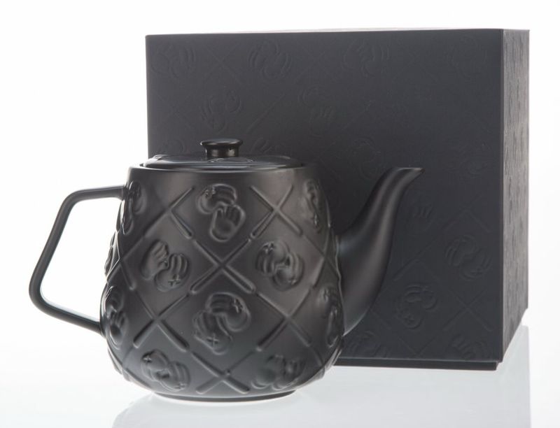 Kaws - Teapot (Black)